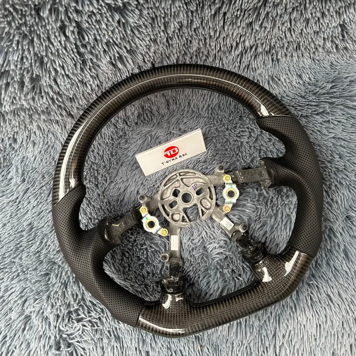 Corvette 1997-2005 C5 Carbon Fiber Steering Wheel |Ttd Craft 2