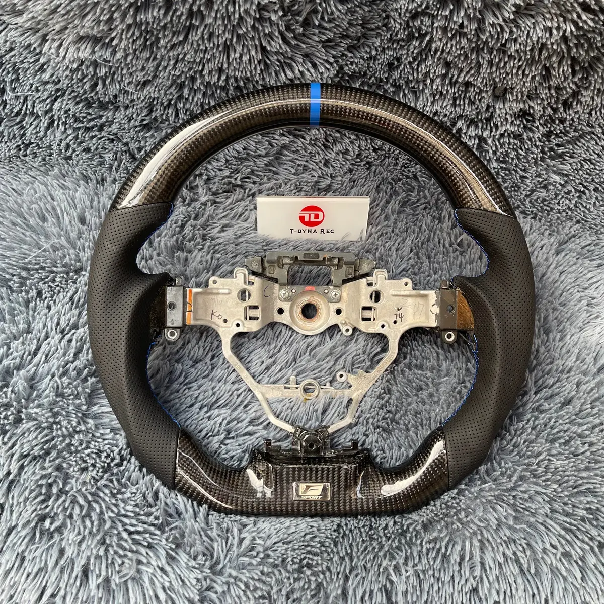 Ttd Craft Leuxs 2013-2015 Gs350 Gs450 / Es300 Es350 /Rx 350 450 Carbon Fiber Steering Wheel 1