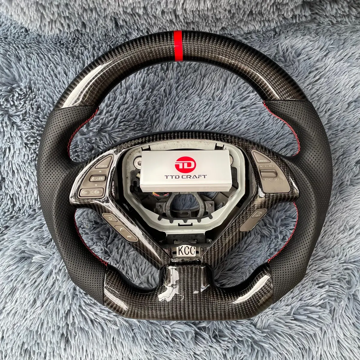 Ttd Craft Infiniti 2007-2015 G37 Carbon Fiber Steering Wheel 1