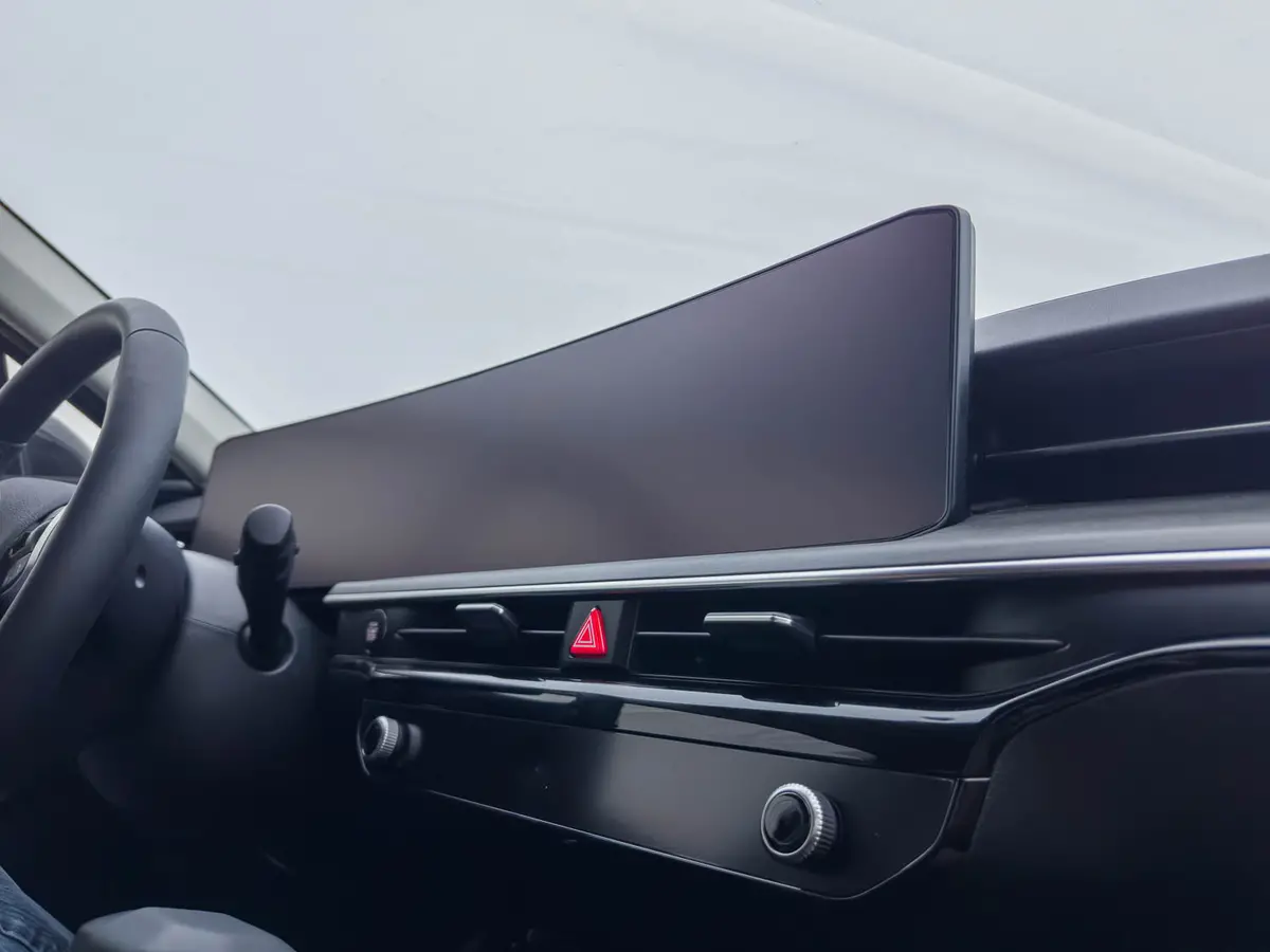 2025-2026 Kia K5 | Main Infotainment | Matte/Anti-Glare | Screen Protector Kit 1