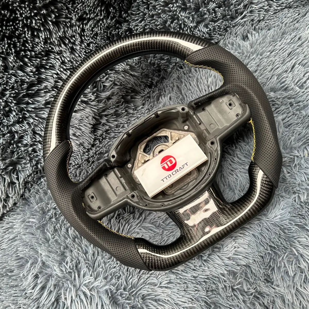Carbon Fiber Steering Wheel For Volvo V60 2019-2026 |Ttd Craft 2