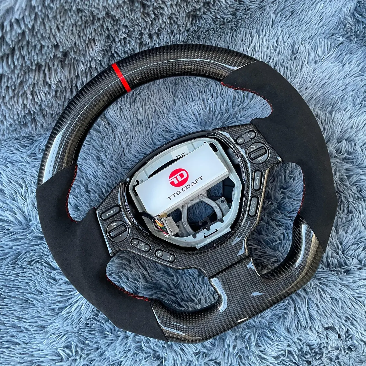 Nissan 2009-2016 Gtr R35 Carbon Fiber Steering Wheel Build | Ttd Craft 2