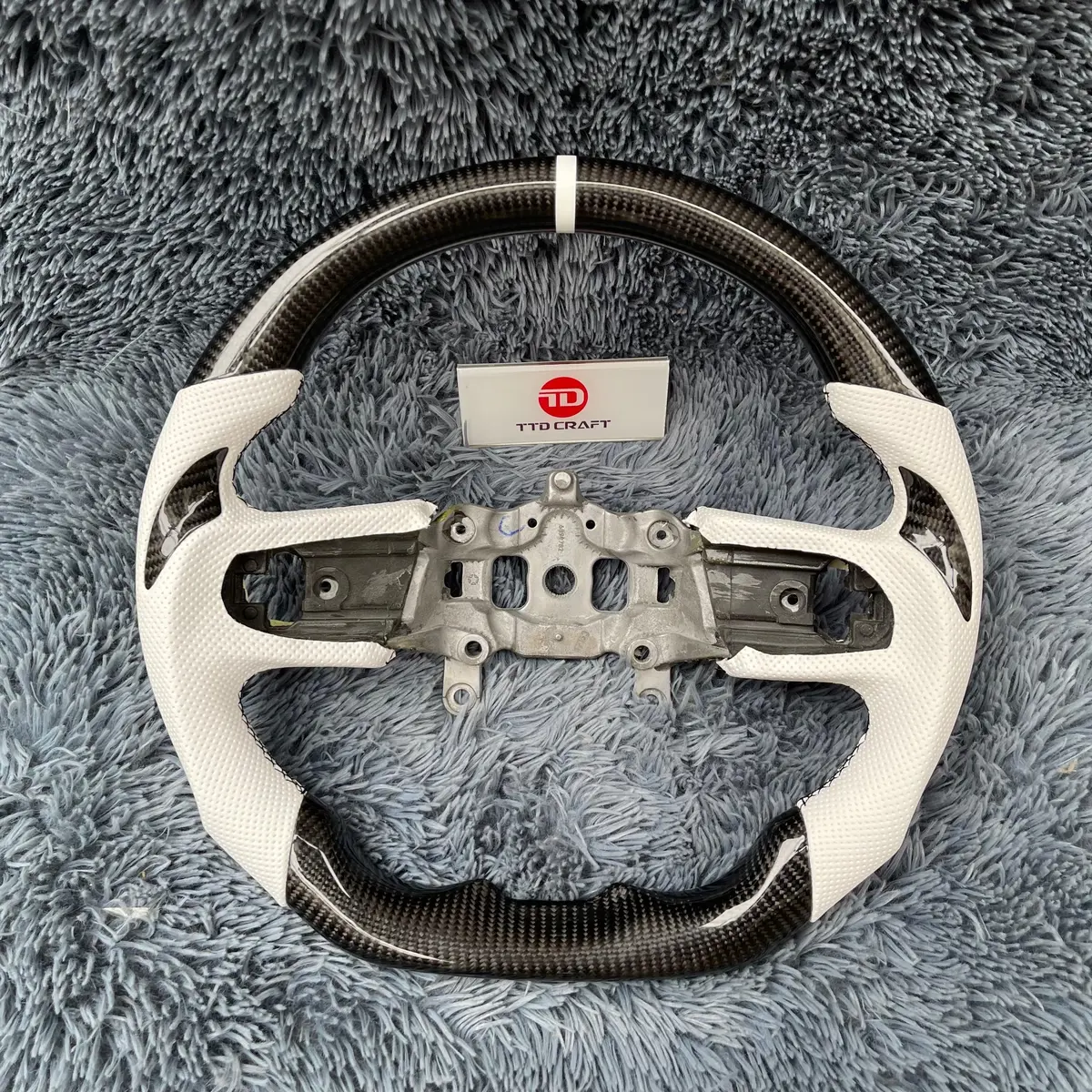 Ttd Craft Jeep 2018-2026 Wrangler / Gladiator Carbon Fiber Steering Wheel 1