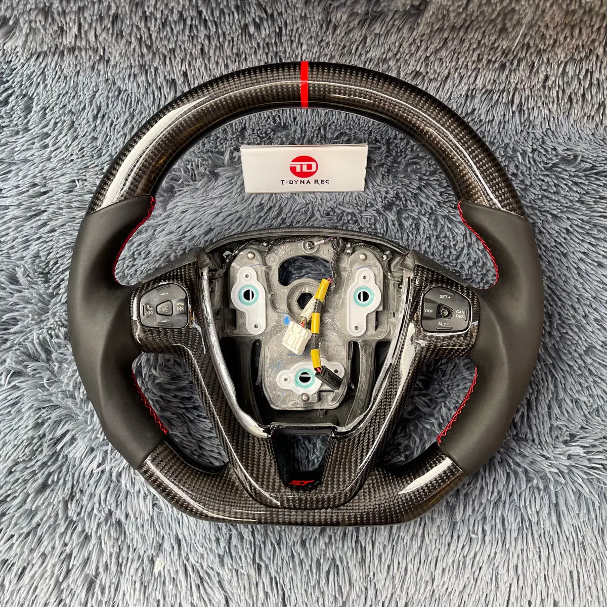 Ttd Craft Ford Usa Version 2014-2019 Fiesta Carbon Fiber Steering Wheel 1