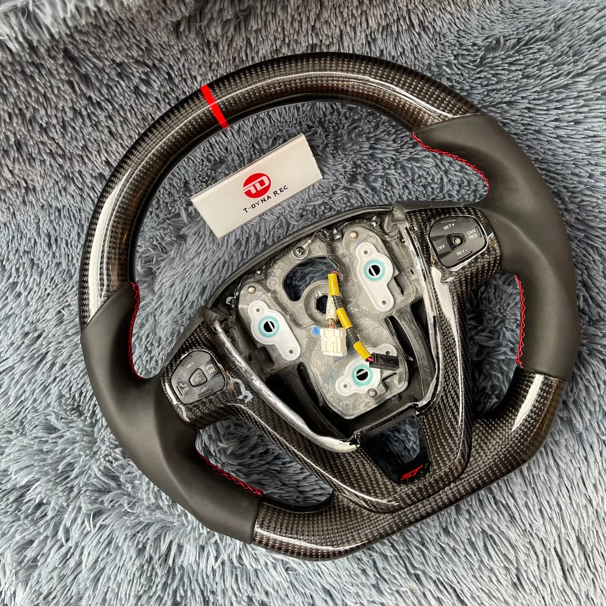 Ttd Craft Ford Usa Version 2014-2019 Fiesta Carbon Fiber Steering Wheel 2