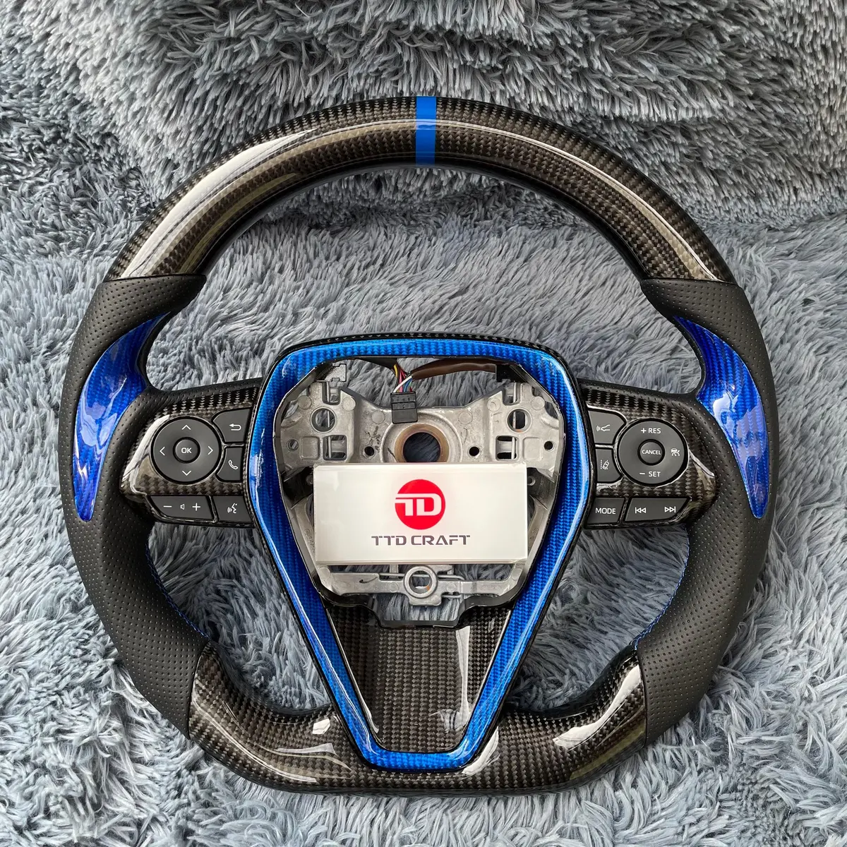 Ttd Craft  8Th Gen Camry 2018 - 2024 Se Xse Trd V6 V4 Avalon Venza  Carbon Fiber Steering Wheel 1
