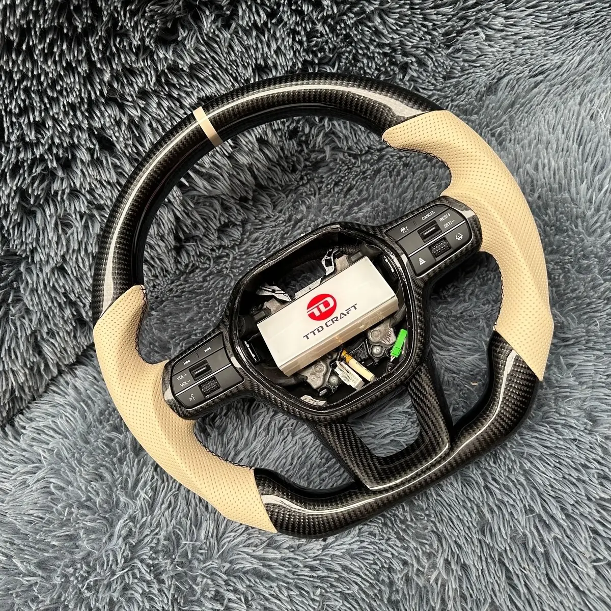 Carbon Fiber Steering Wheel For Honda 2023-2026 Crv | Ttd Craft 2