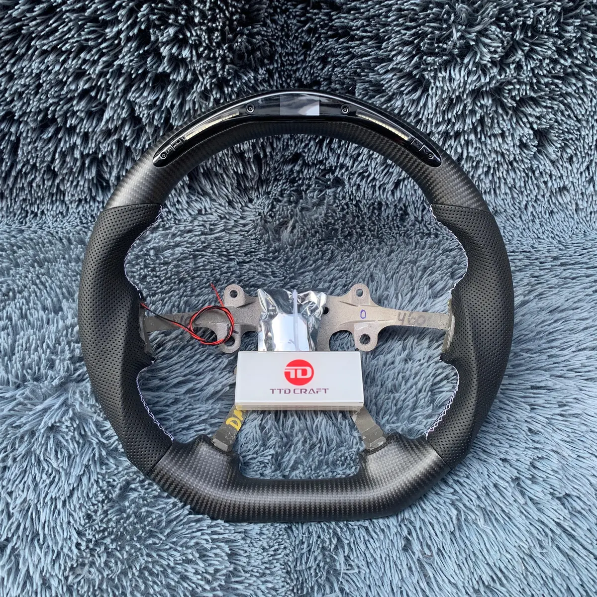 Ttd Craft Jeep 2005-2010 Cherokee / Grand Cherokee Carbon Fiber Steering Wheel 1