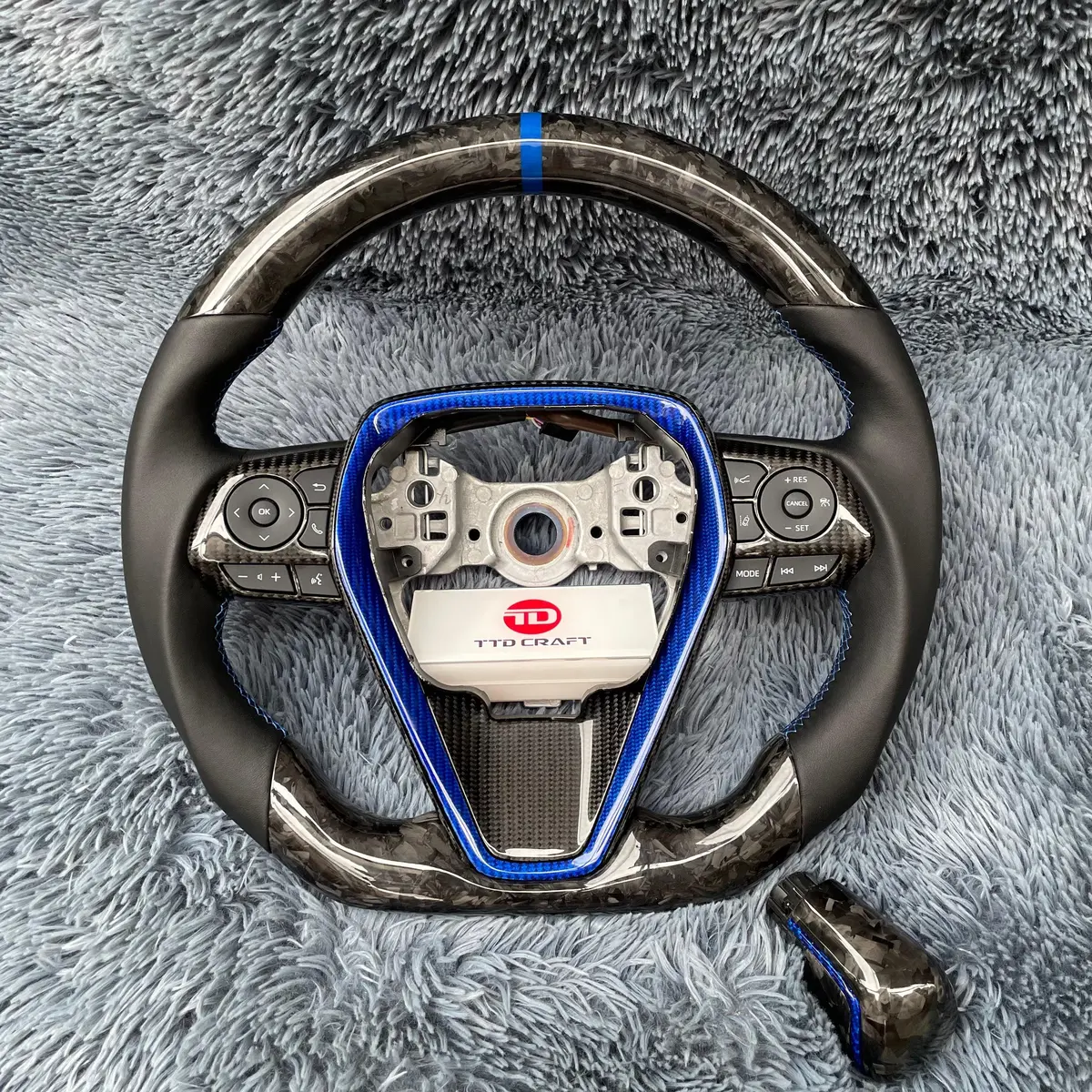 Ttd Craft  8Th Gen Camry 2018 - 2023 Se Xse Trd V6 V4 Avalon Venza  Carbon Fiber Steering Wheel 1