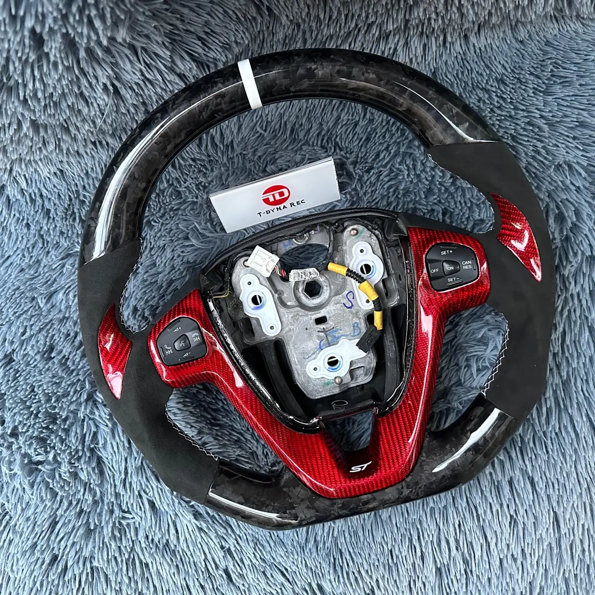 Ttd Craft Ford Usa Version 2014-2019 Fiesta Carbon Fiber Steering Wheel 2