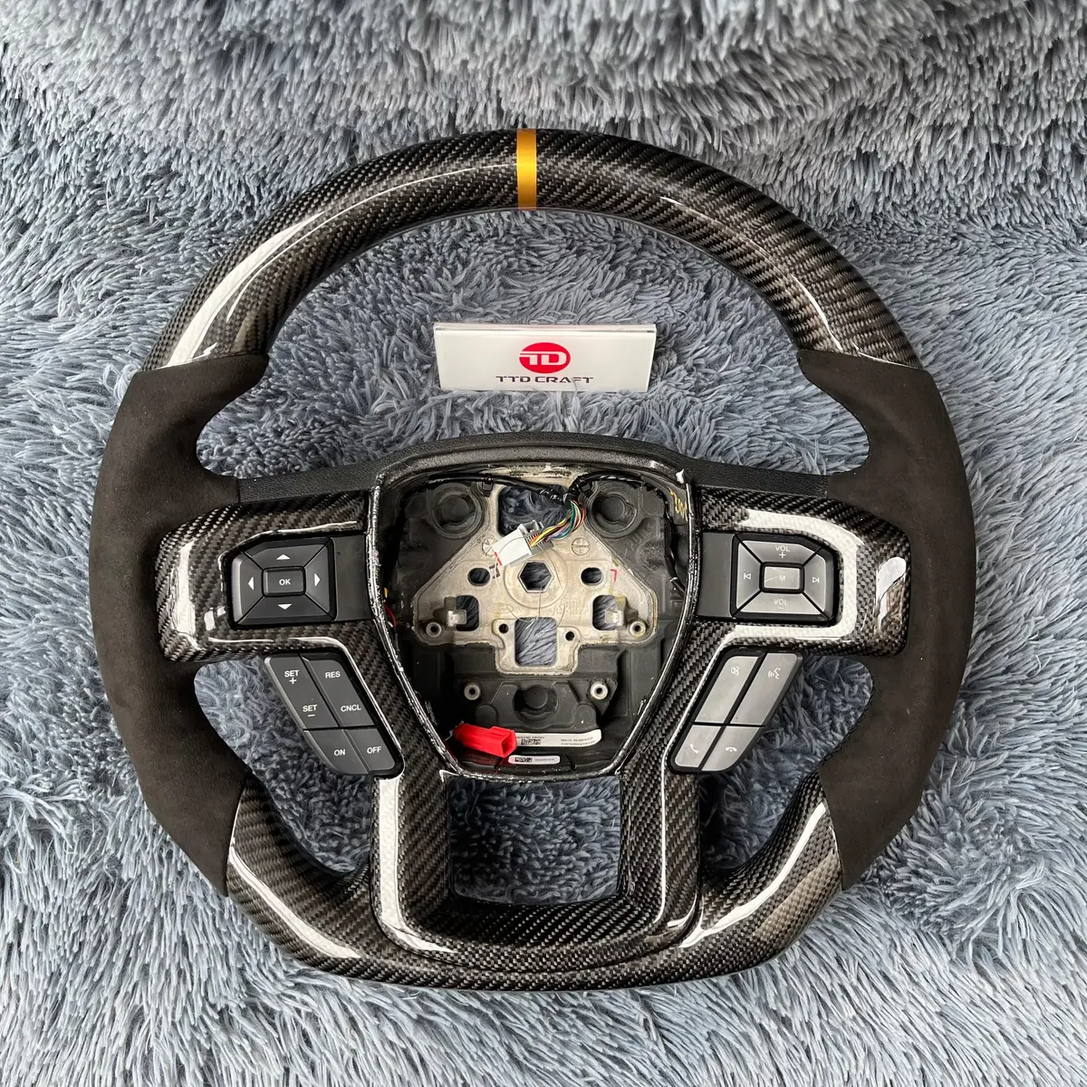 Ttd Craft  Ford 2018-2020 Expedition Carbon Fiber Steering Wheel 1