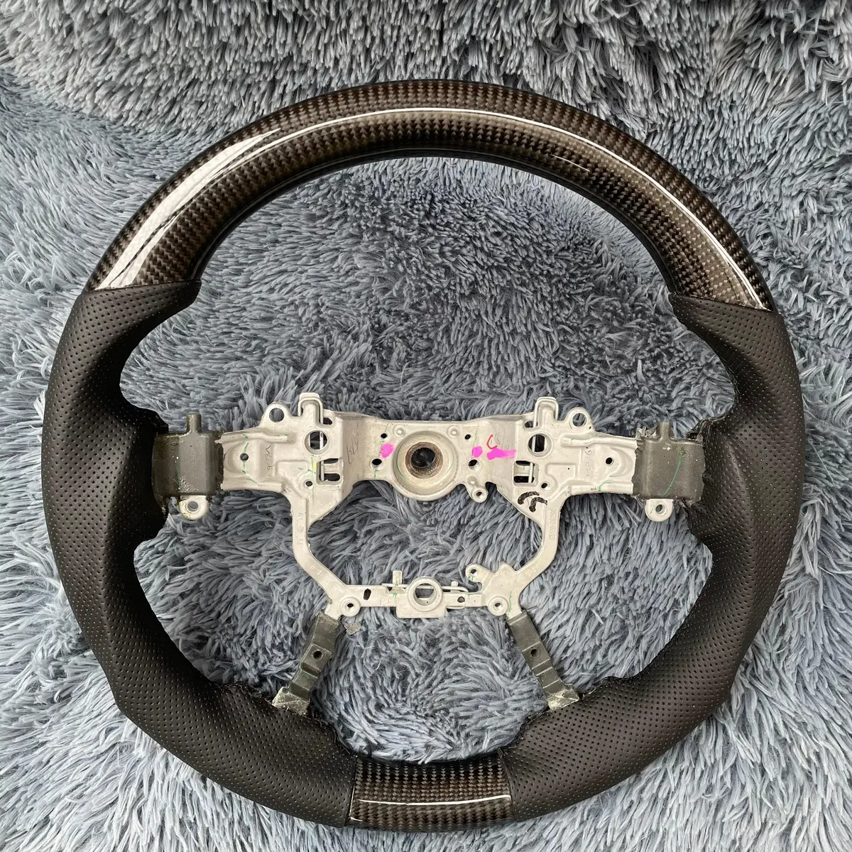 Ttd Craft Toyota 2018-2022 Prado/Landcruiser Carbon Fiber Steering Wheel 1