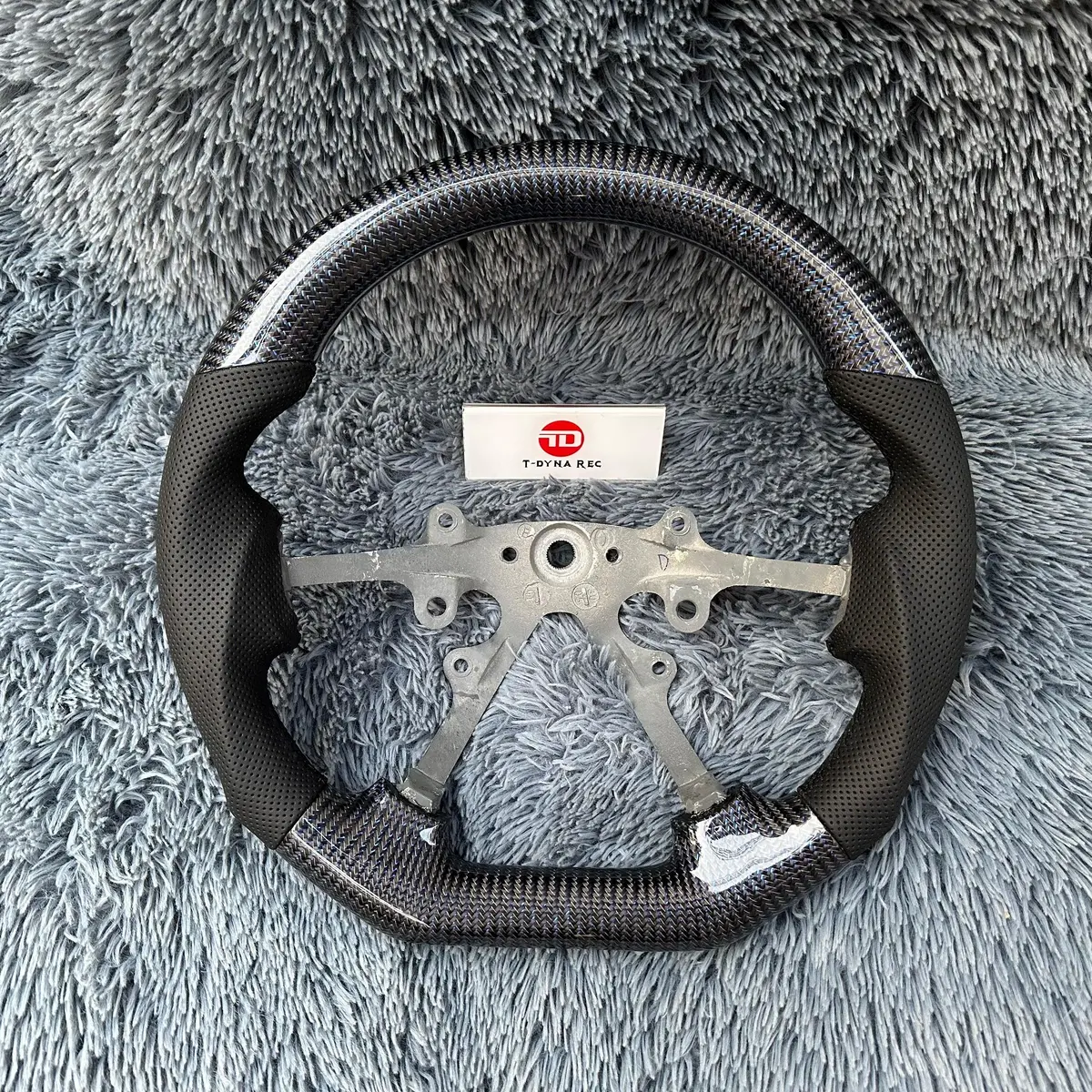 Ttd Craft Jeep 2005-2010 Cherokee / Grand Cherokee Carbon Fiber Steering Wheel 1