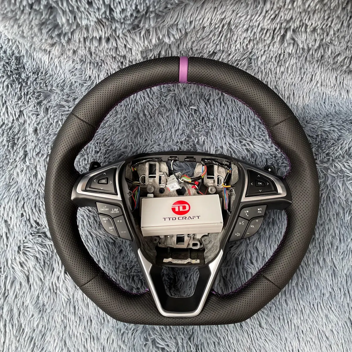Ttd Craft Ford 2013-2020 Fusion / Mondeo / Edge Carbon Fiber Steering Wheel 2