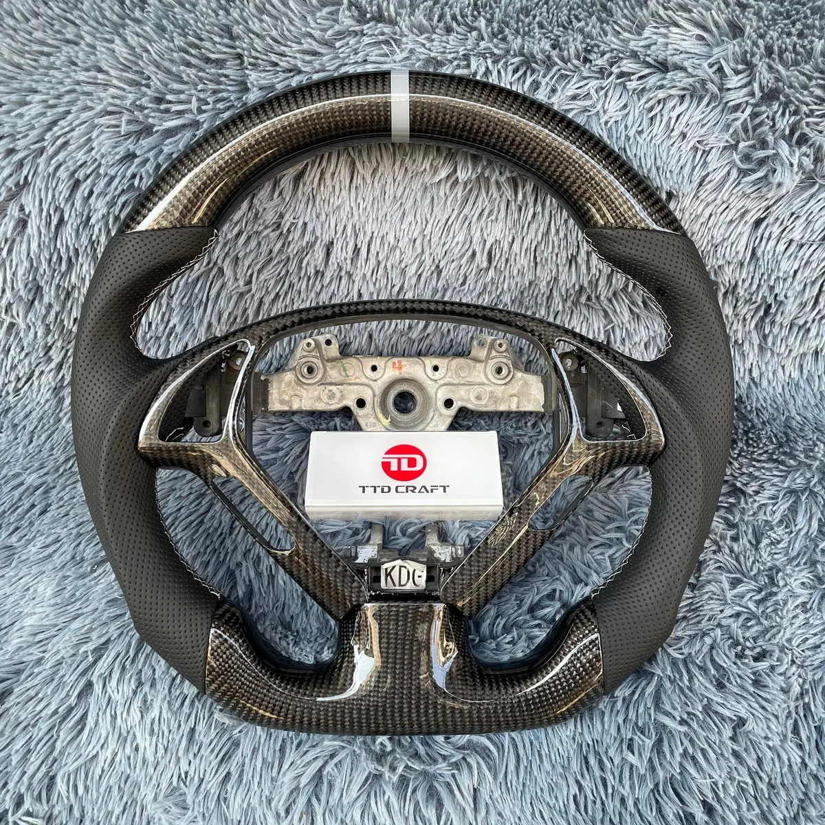 Ttd Craft Infiniti 2007-2015 G37 Carbon Fiber Steering Wheel 1