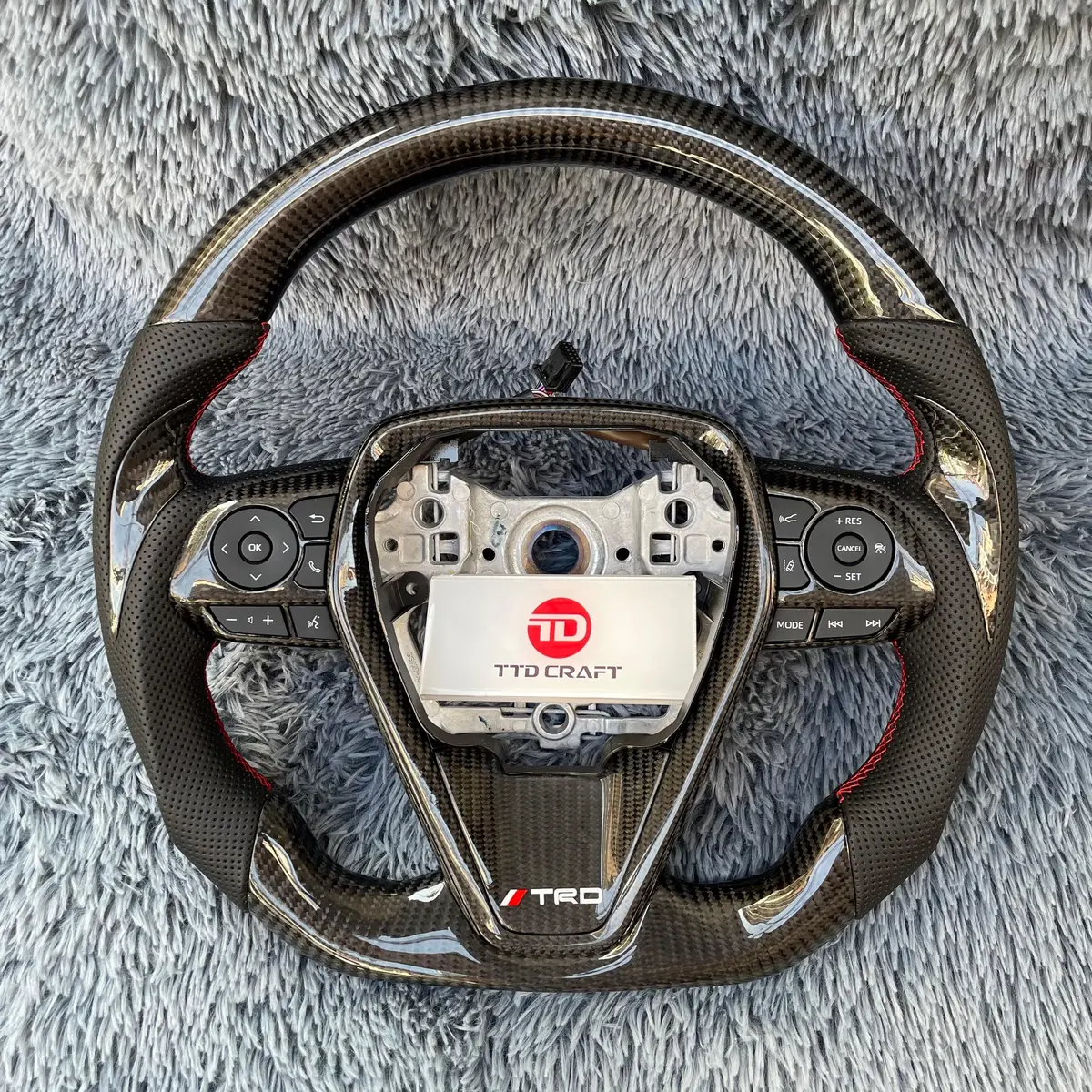 Ttd Craft  8Th Gen Camry 2018 - 2024 Se Xse Trd V6 V4 Avalon Venza  Carbon Fiber Steering Wheel 1