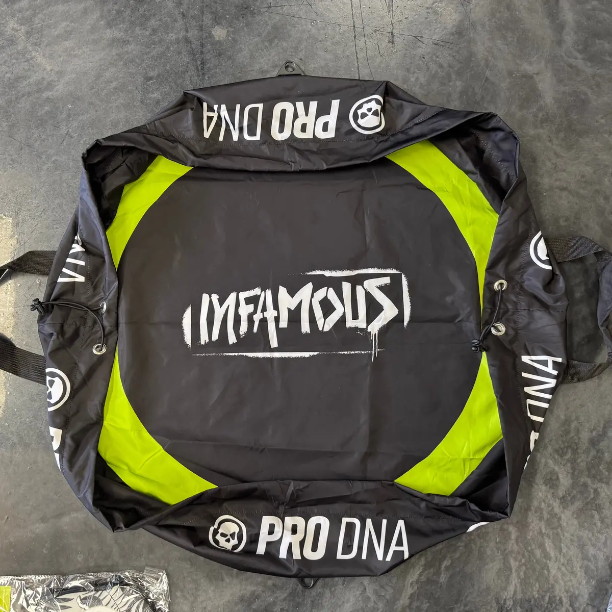 Pro Dna™ Containment Changing Mat Bag 1