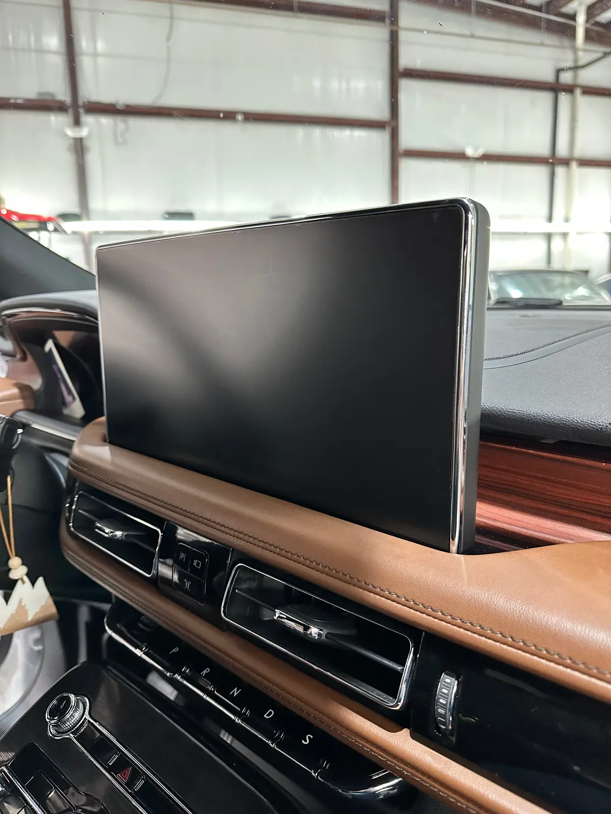 2021-2023 Lincoln Nautilus | 13.2" Main Infotainment | Matte/Anti-Glare | Screen Protector Kit 2