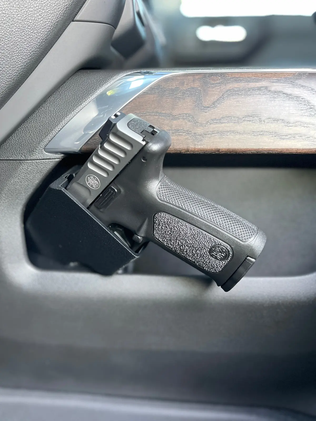 19-21 Silverado / Sierra 1500-2500 Csp Pistol Holster (N52 Magnetic Stabilization) 1