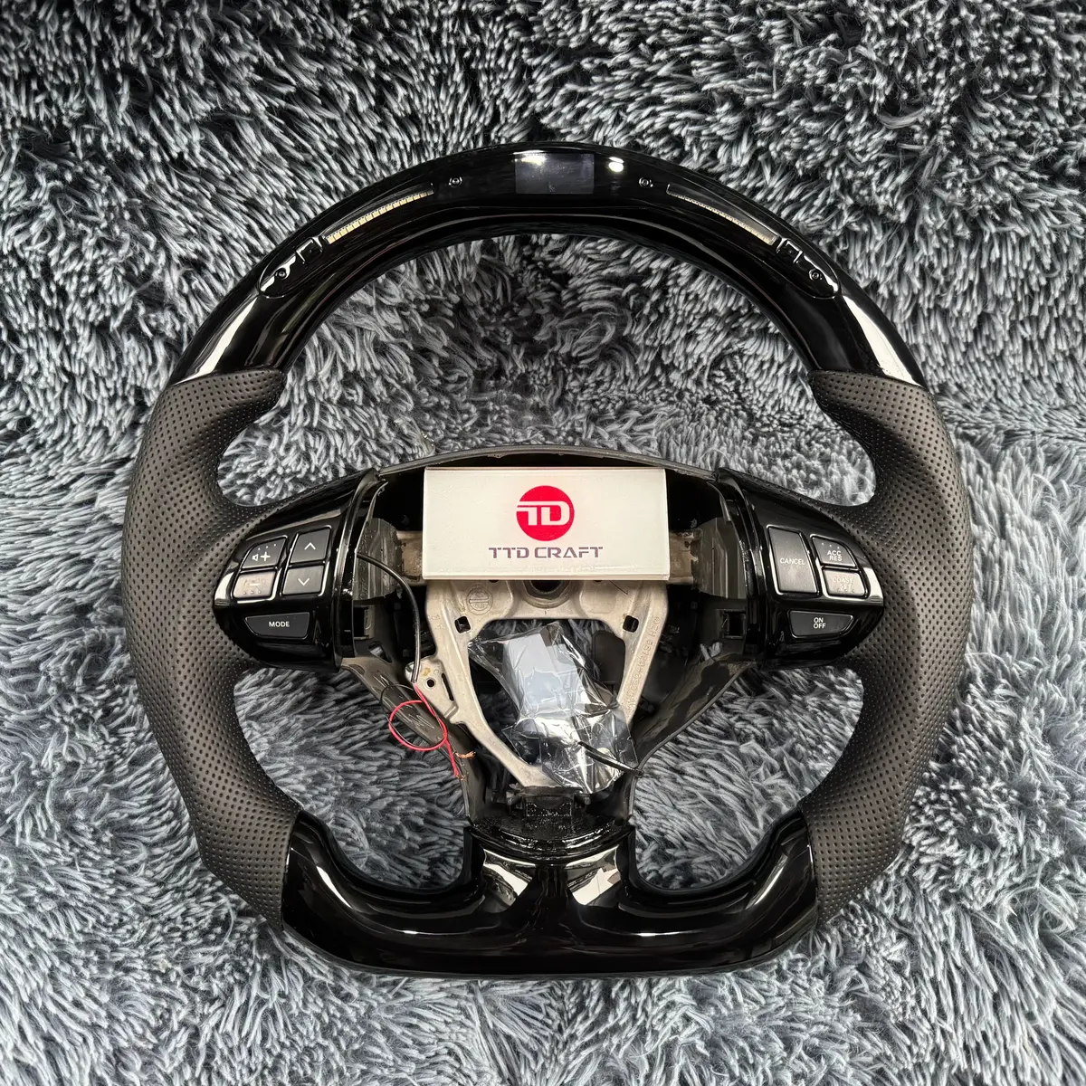 Ttd Craft Mitsubishi 2007-2013 Outlander / 2008-2017 Lancer Carbon Fiber Steering Wheel 1