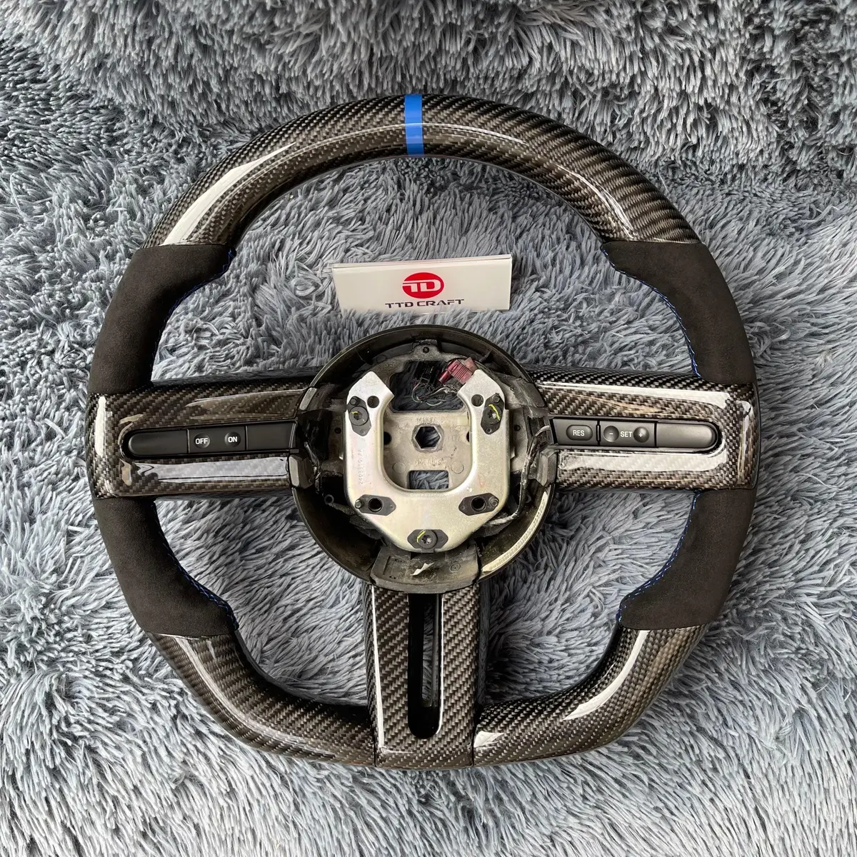 Ttd Craft Ford 2005-2009 Mustang Carbon Fiber Steering Wheel 1