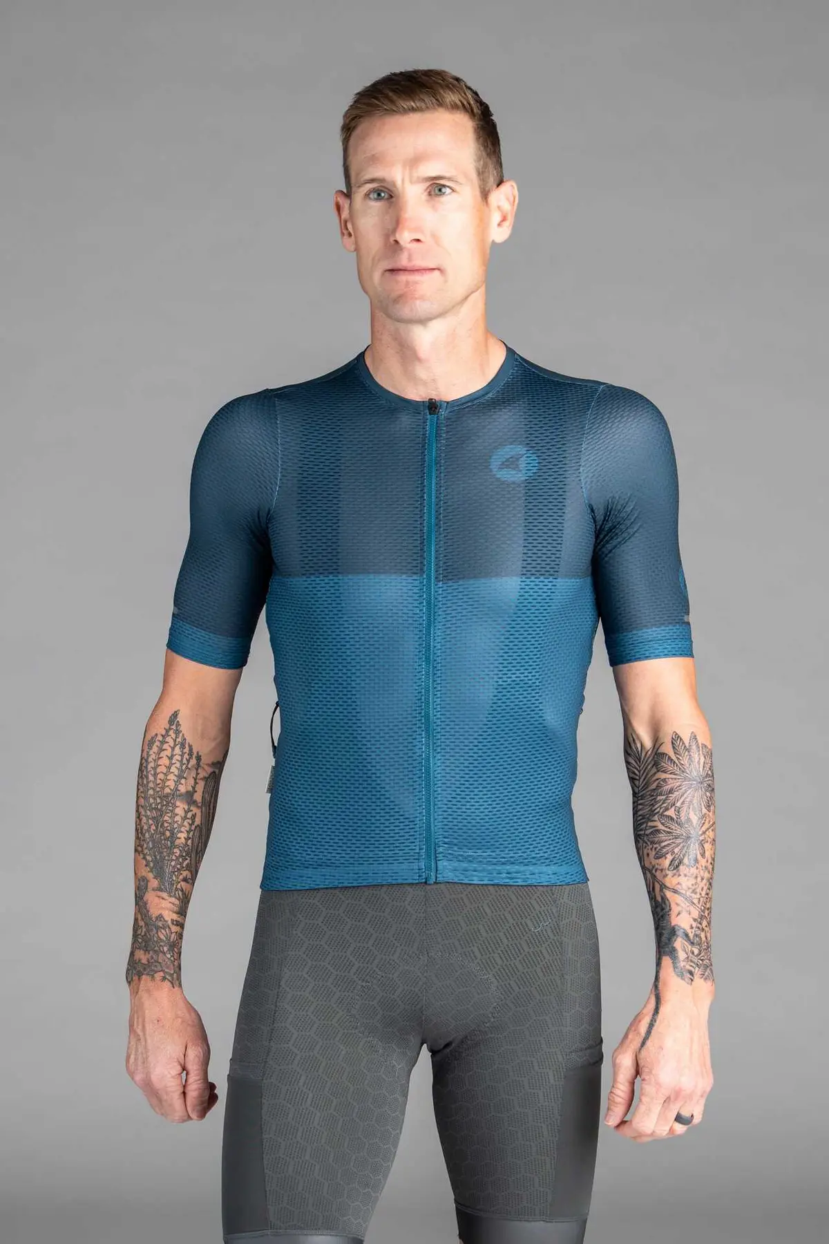 Men's Range Aero Mesh Cargo Jersey 1
