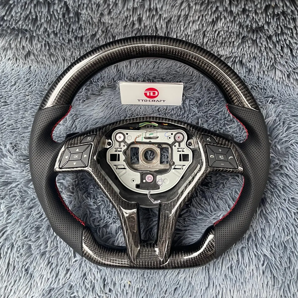 Carbon Fiber Steering Wheel For Mercedes X204 | Ttd Craft 1