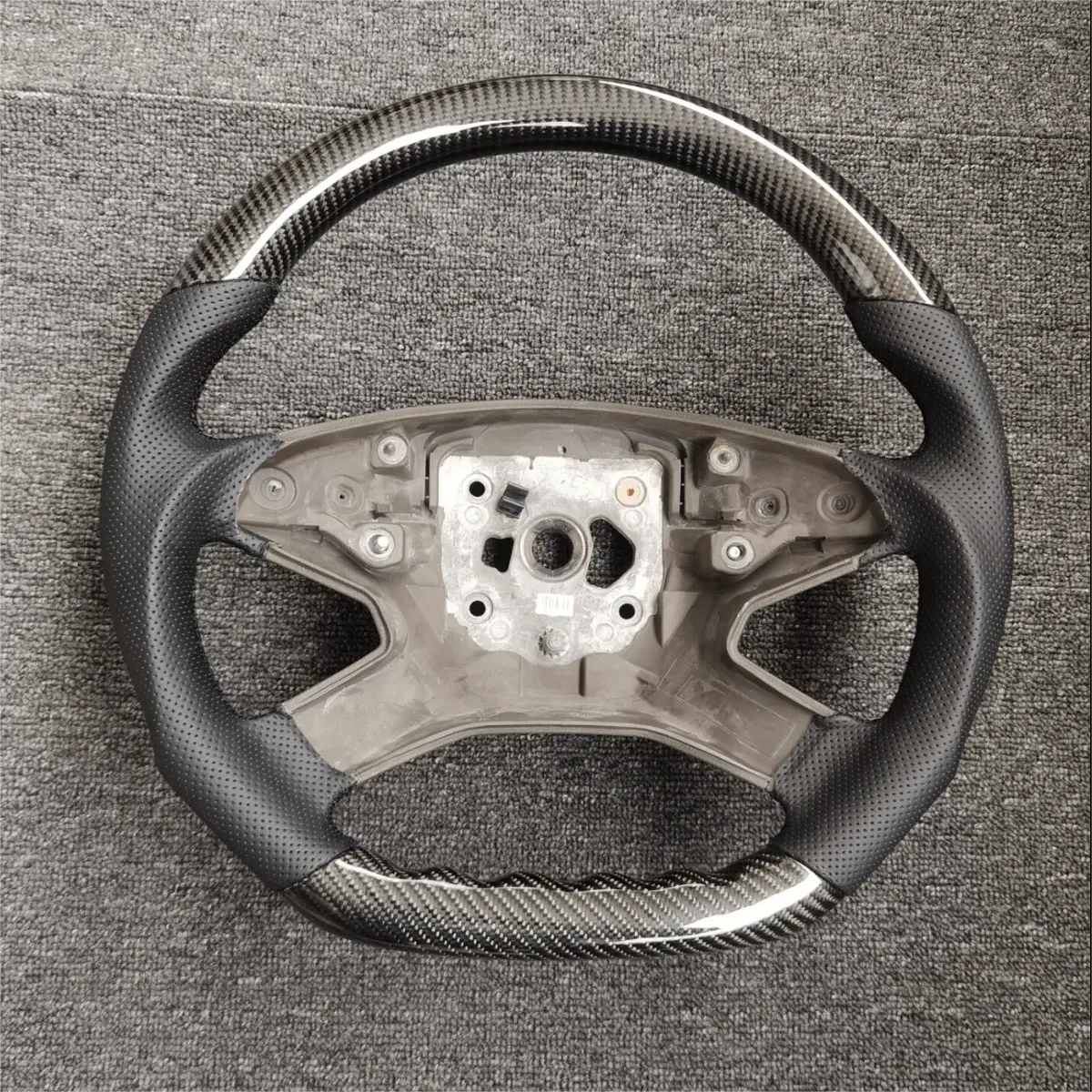 Carbon Fiber Steering Wheel For Mercedes 2010-2013 E220 | Ttd Craft 1