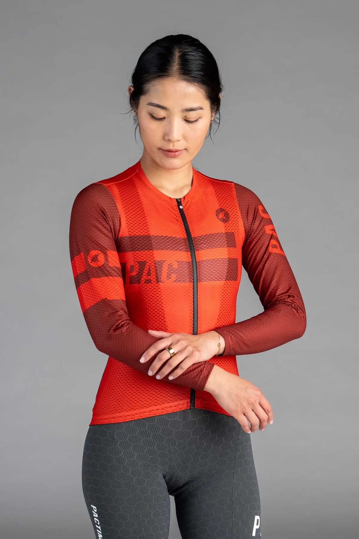 Women's Pac Summit Aero Mesh Ls Jersey 1