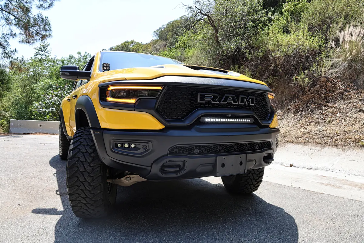 2021-24 Ram Trx 23In Light Bar Slim 1