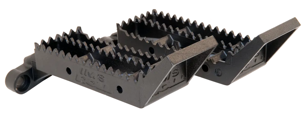 Roll Design 88-89 Trx250r Footpegs W/ Kickup 1