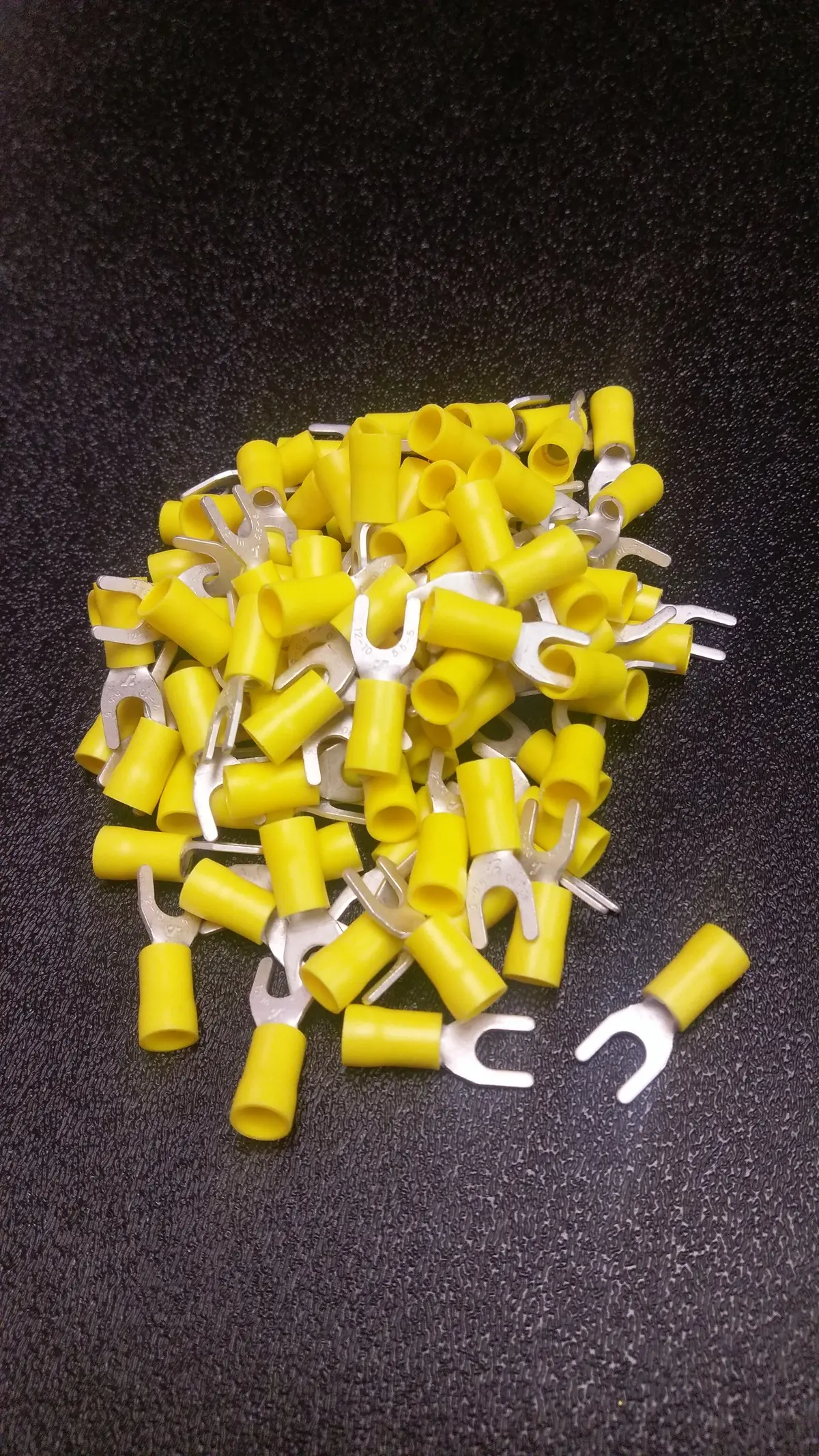 Xscorpion St10y Spade Terminals 12/10 Gauge #10 Opening 1