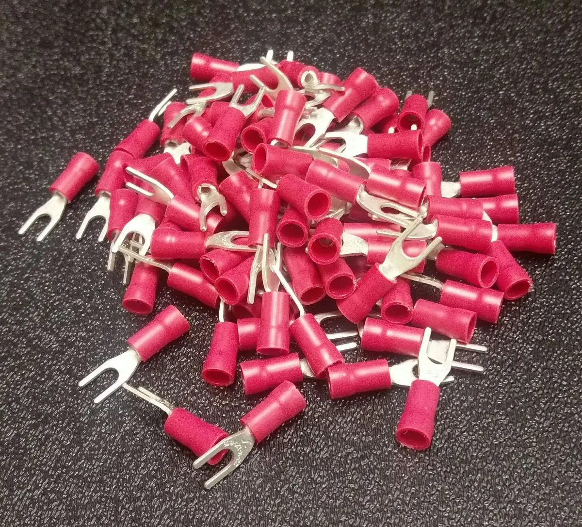 Xscorpion St6r Spade Terminals 22/18 Gauge #6 Opening 1