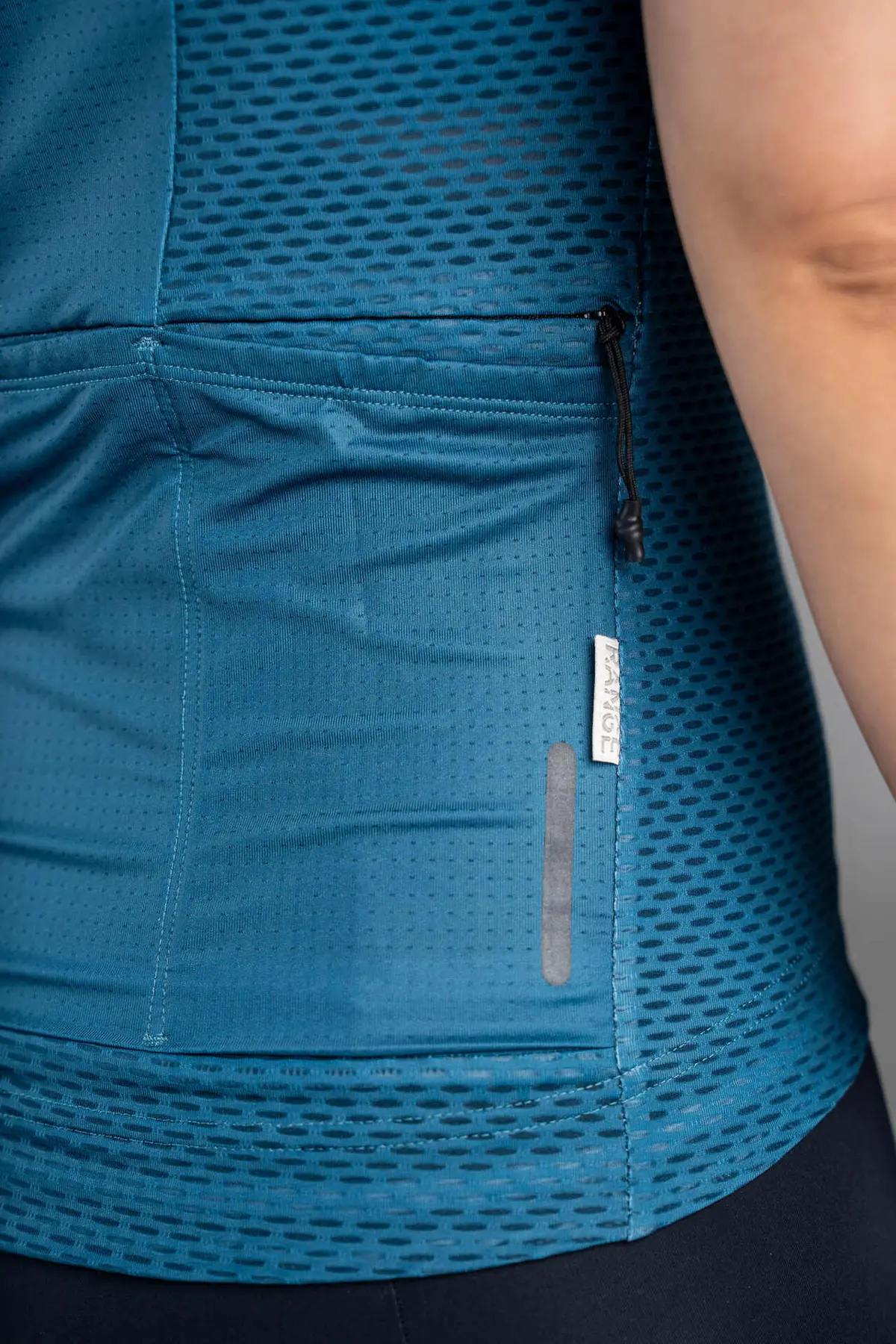 Women's Range Aero Mesh Cargo Jersey 3