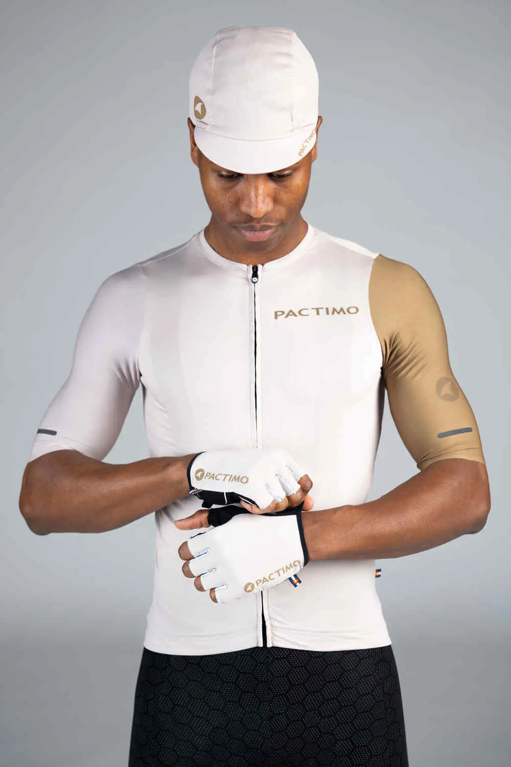 Ascent Gloves Outlet 1