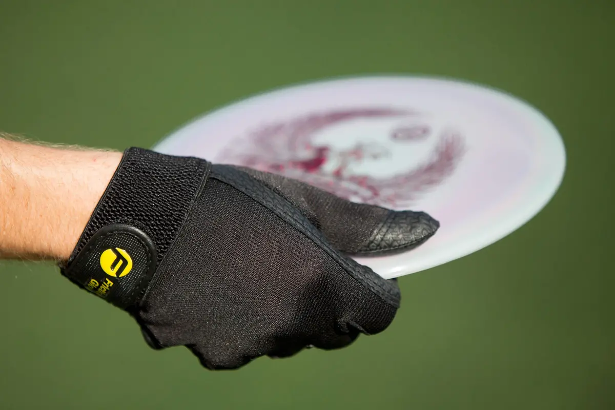 Friction Disc Golf Gloves 1