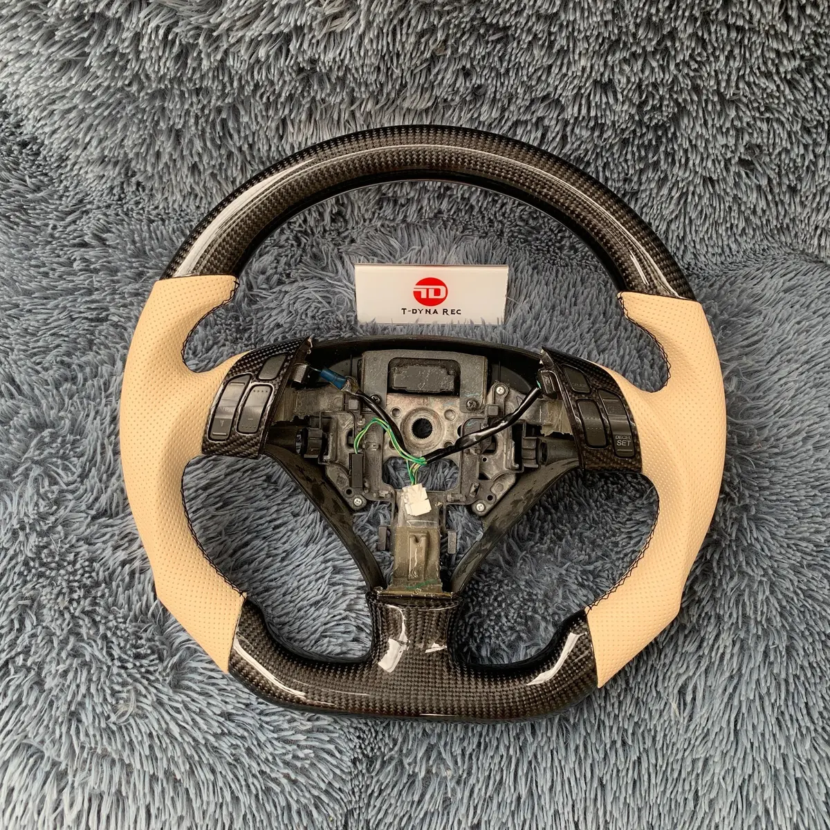 Carbon Fiber Steering Wheel For Acura 2004-2008 Tsx / Honda 2004-2007 Accord Cl9 1