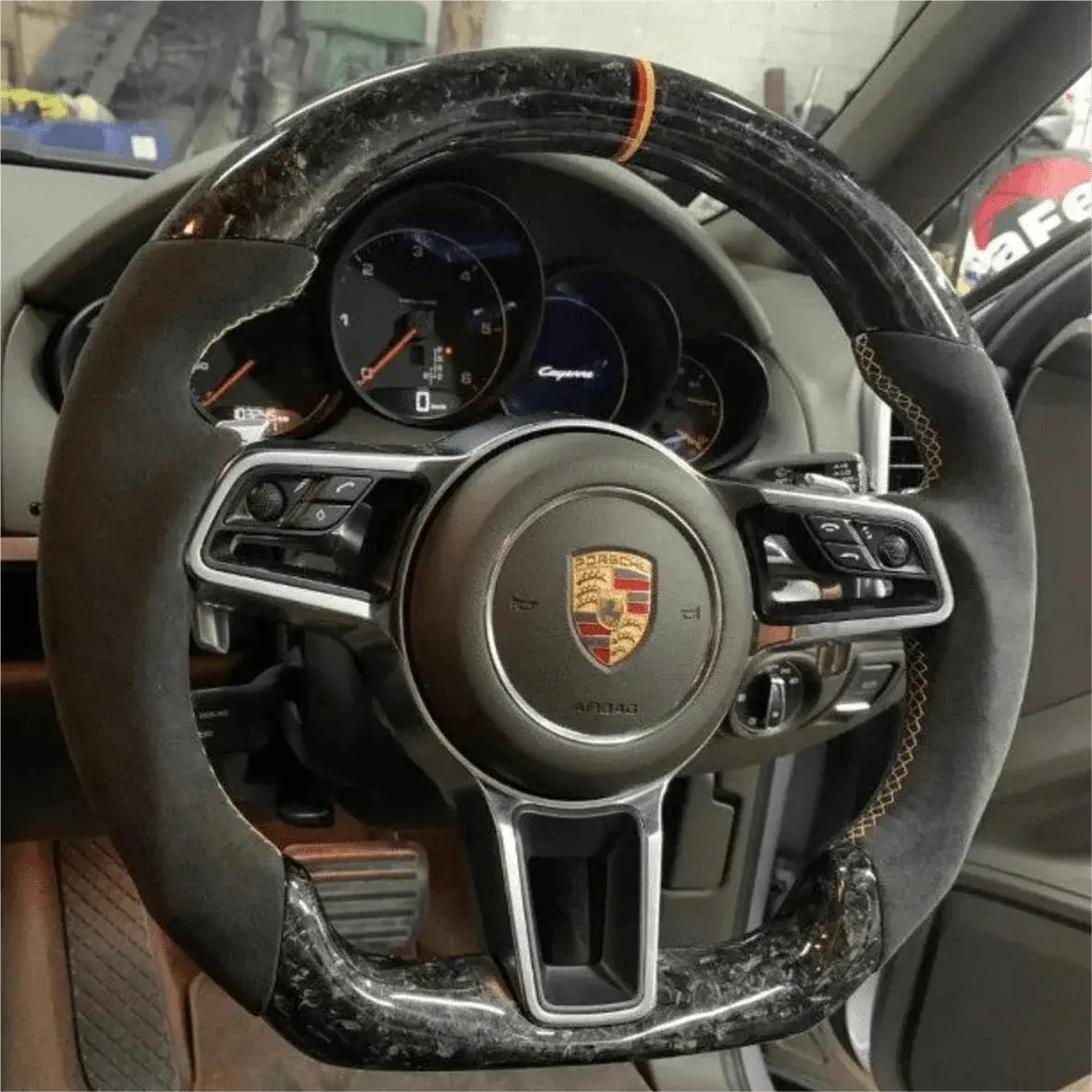 Ttd Craft Porsche 911 / Gt3 / 991 / 718 Boxster / Cayman 982 / Cayenne / Panamera / Macan Carbon Fiber Steering Wheel 1