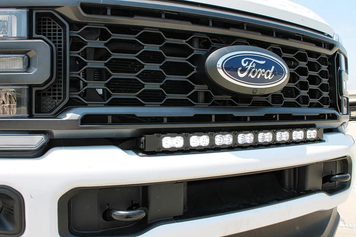 2023+ Ford Super Duty F250/350/450 30In Light Bar - Pro 1
