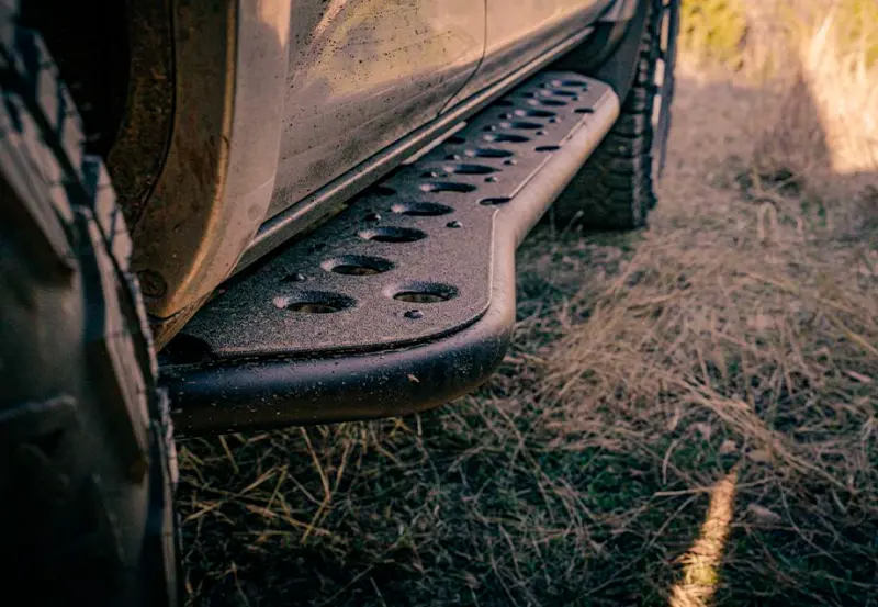 Cali Raised Rock Sliders For 2005–2023 Toyota Tacoma Access Cab – Step-Ed Design With Kick-Out, Powder-Coated 1